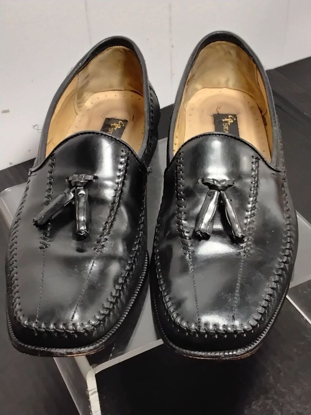 Stacy Adams Size 10M Tassel Loafers Distress Slip On Shoes